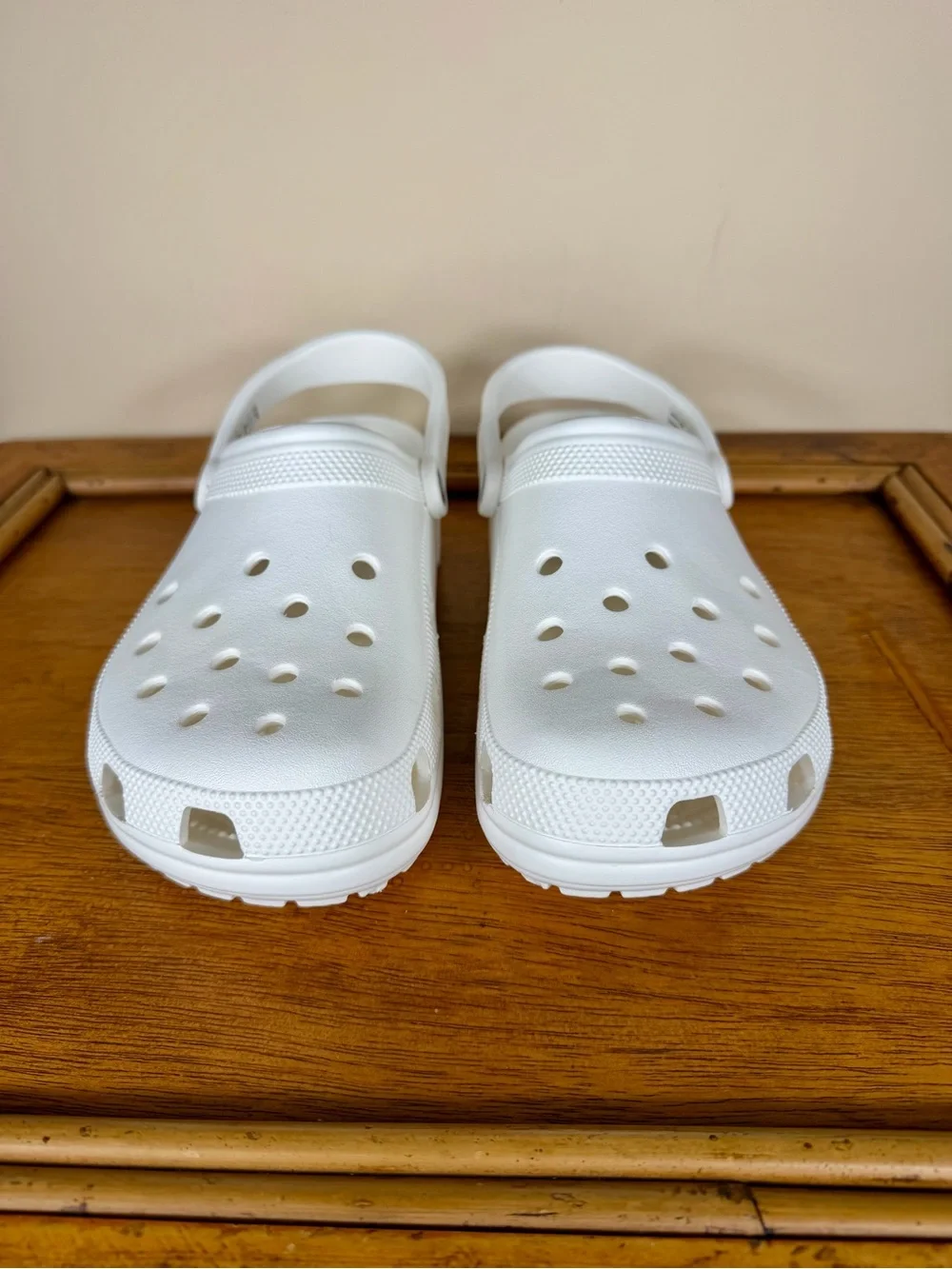 New Crocs Men’s Classic Clogs White Size 11